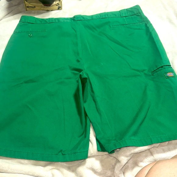 Dickies shorts size 46 - Picture 3 of 3